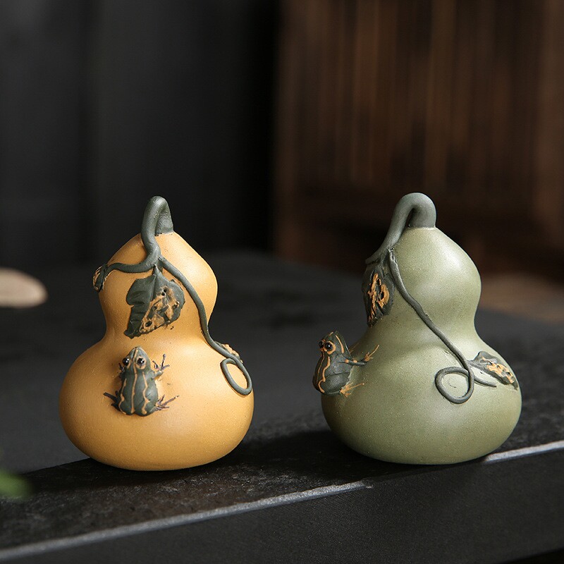 宜兴新款紫砂茶宠摆件精品喷水青蛙茶宠手工可养茶玩喷水茶宠