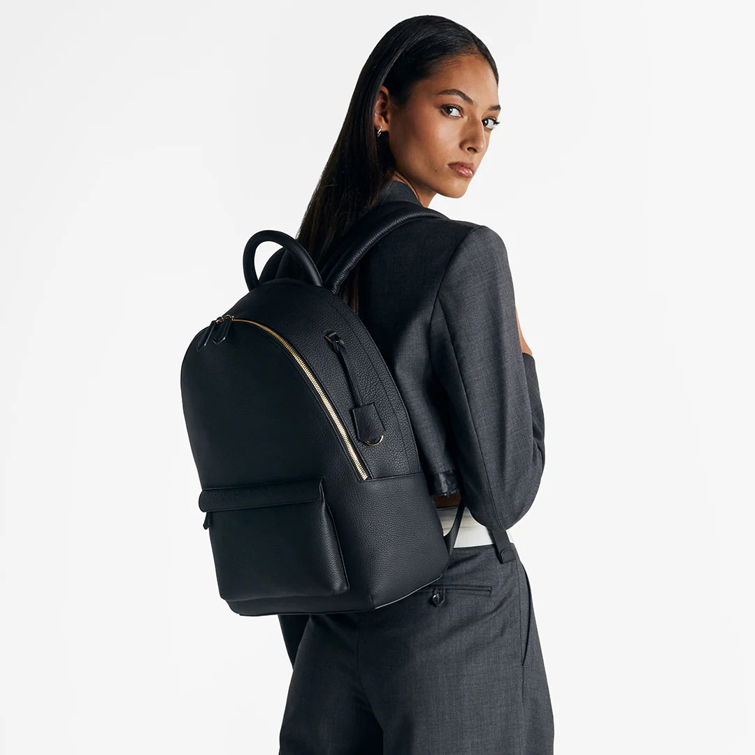 FFOOOO欧美时尚双肩包男士黑色纯色防水休闲背包青年