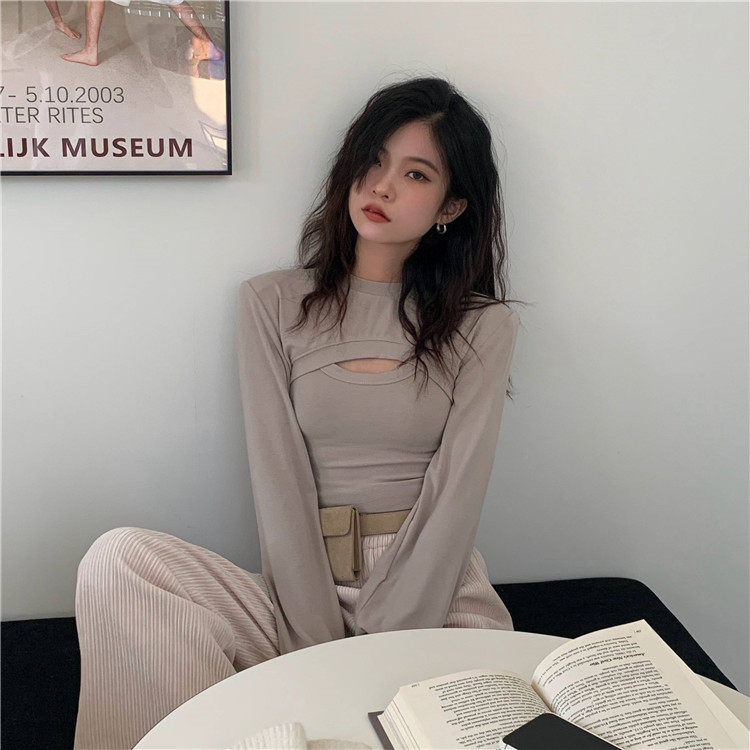 Real price ~ loose and versatile small vest short long sleeve T-shirt