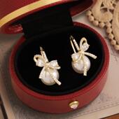 丹麦 Tatirocks满钻蝴蝶结珍珠耳钉高级感轻奢耳环气质 设计师