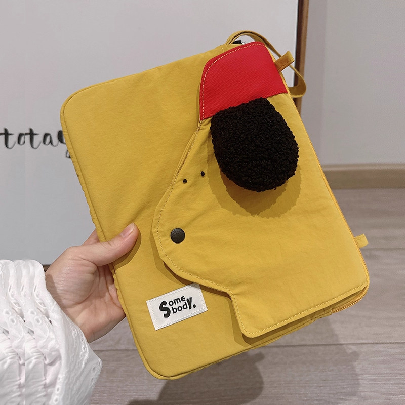 三色补丁卷毛小狗Ipad包2025冬新款可爱卡通手腕包百搭休闲保护套