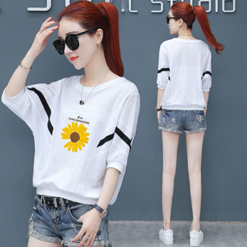 Loose bat sleeve small daisy short sleeve T-shirt for women