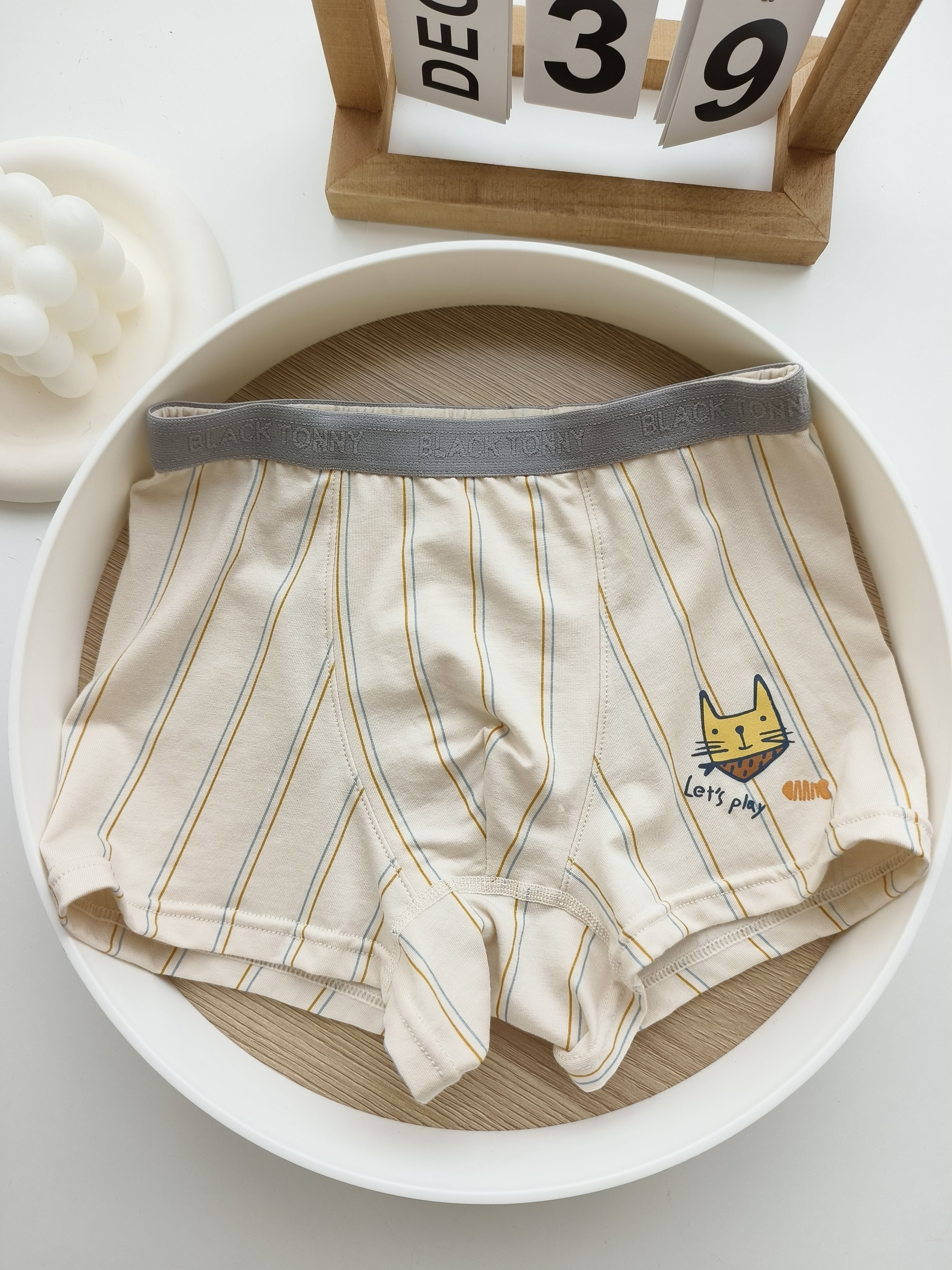 小黑托昵新款男童纯棉内裤中大童平角裤男孩四角裤卡通印花短裤