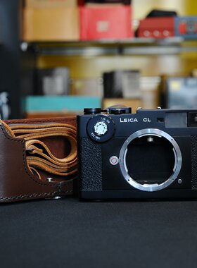 Leica徕卡CL 135胶片照相机纯Leica标成色很好带原装半壳一物一图