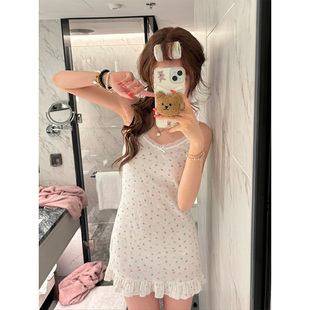 温柔甜美风碎花吊带睡裙女夏季舒适蕾丝边荷叶边家居服可外穿新款