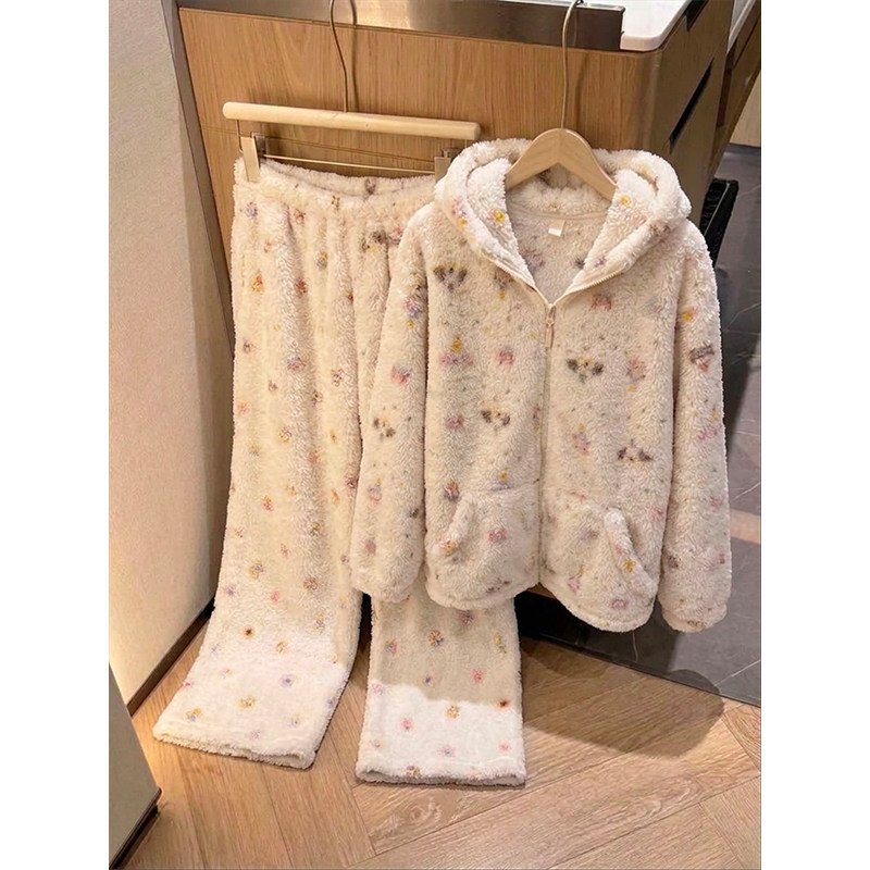 萌系可爱小狗印花连帽长袖睡衣女秋冬季长裤可外穿毛绒家居服套装