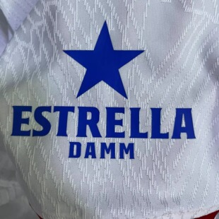 2324巴萨客场手臂臂章Estrella Damm热转印印字印号
