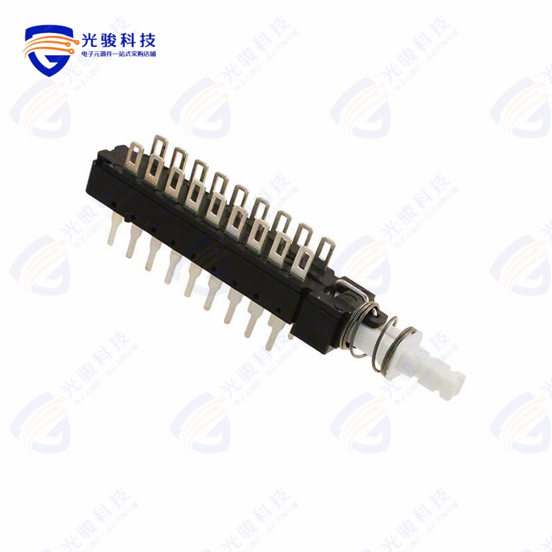 F6UEE 《SWITCH PUSH 6PDT 0.5A 125V》