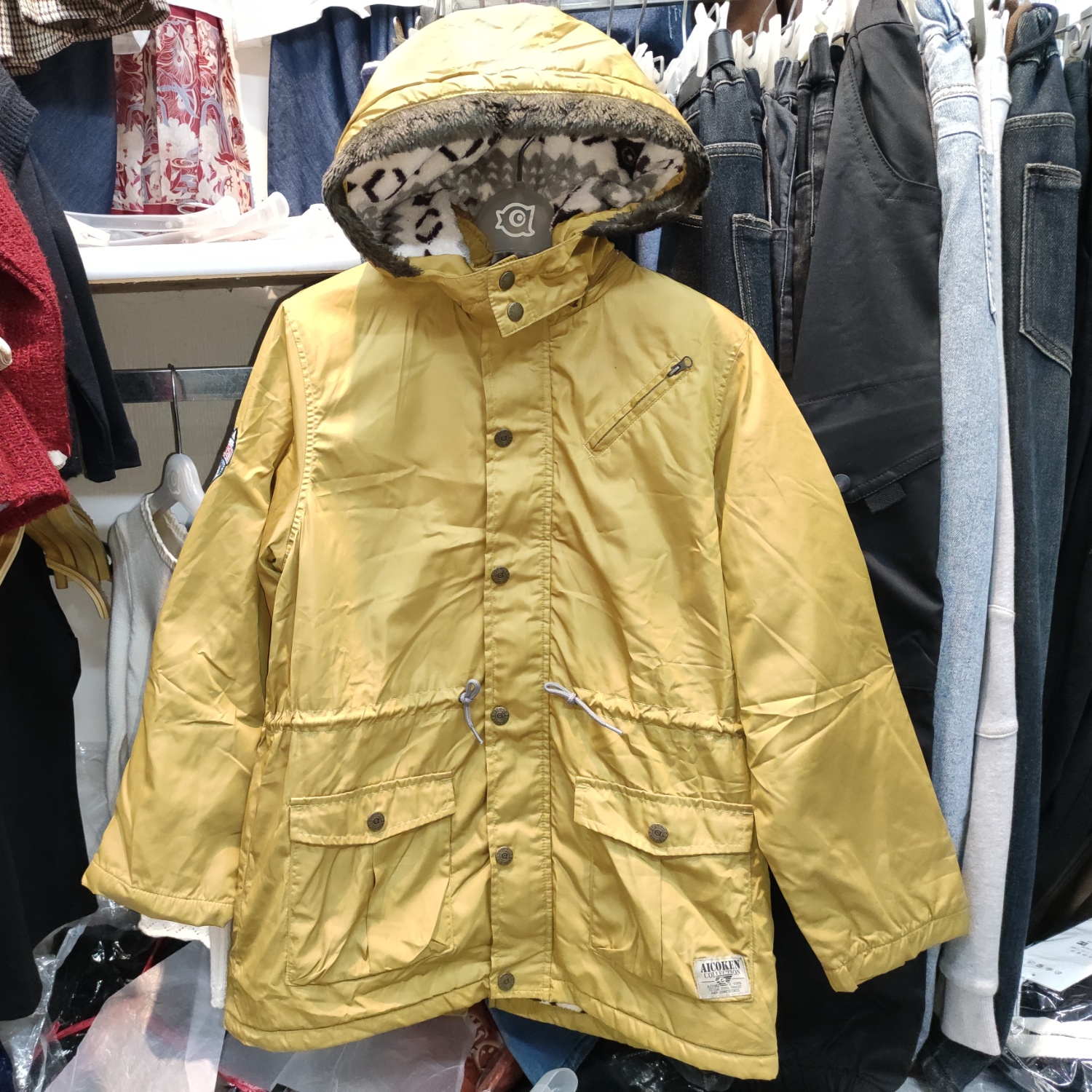 39折1爱儿健品牌童装432411148男冬有帽开胸拉链中长款夹棉加绒服