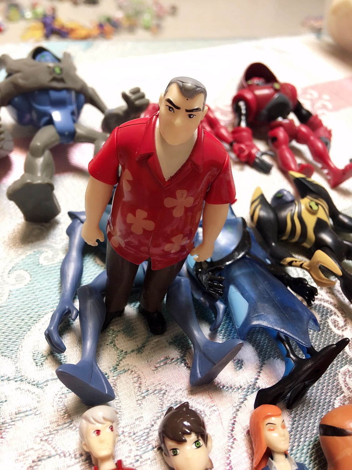 ben10地球保卫者少年骇客超能兽英雄可动玩具模型手办