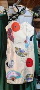 微瑕小脏儿童有弹性旗袍处理建议50 85斤左右胸围74.腰围60.长77