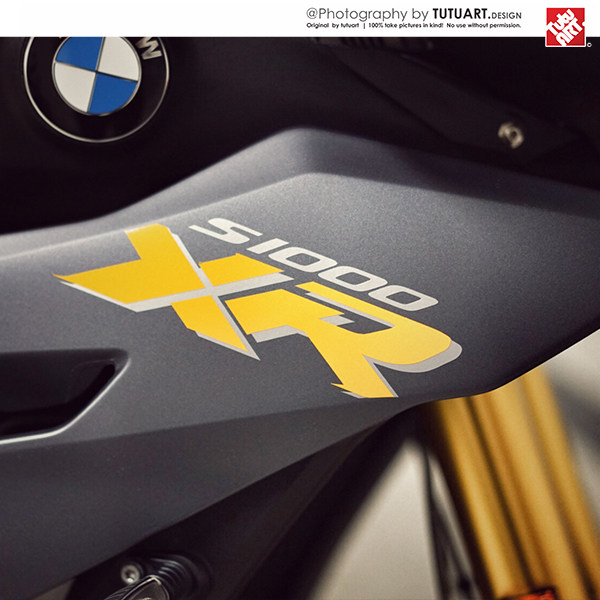 tutu圖圖車貼定制左右防水贴纸