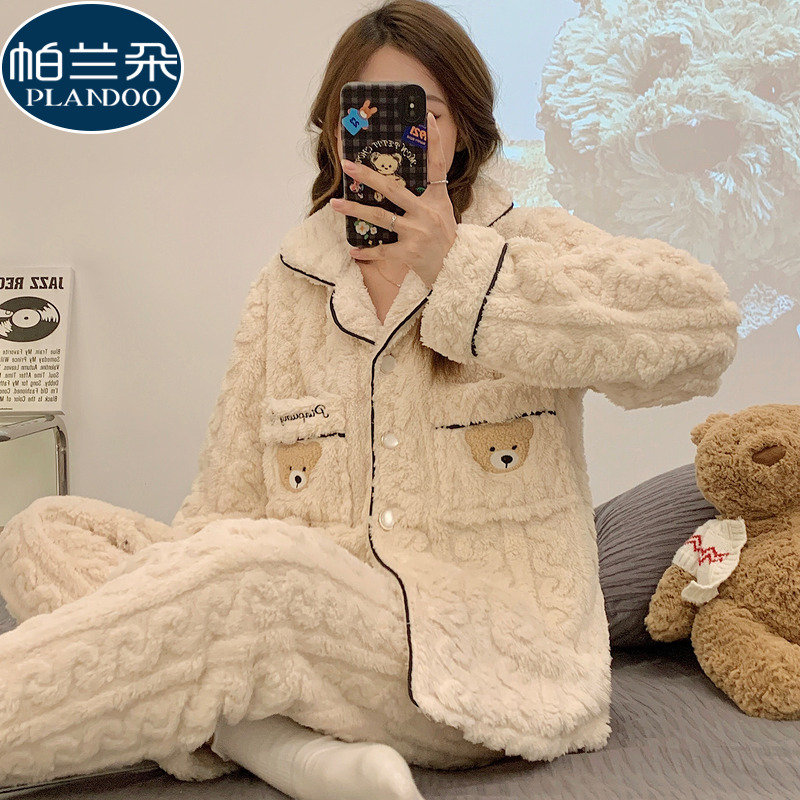 珊瑚绒睡衣女款秋冬季2025新款加绒法兰绒开衫翻领卡通家居服套装