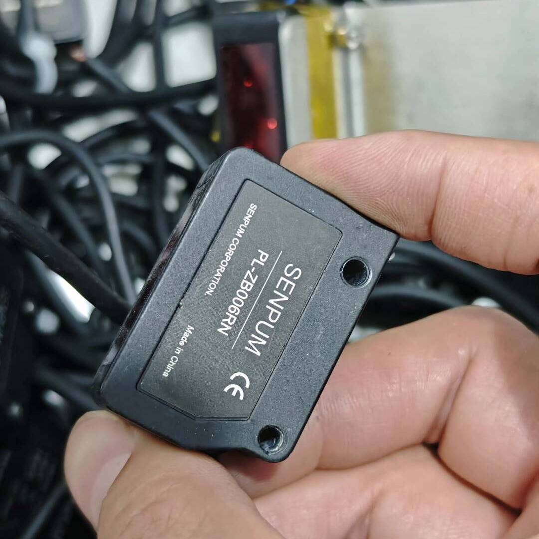 议价深浦激光传感器PL-ZB006RN