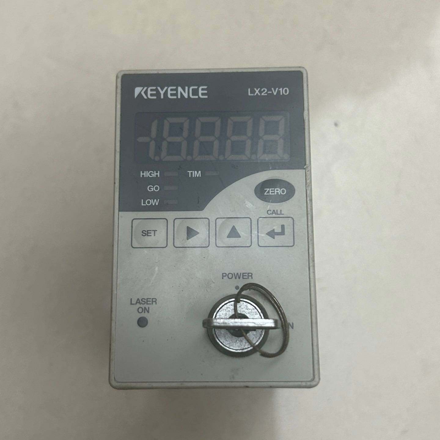 议价基恩士KEYENCE激光传感器激光控制器LX2-V10