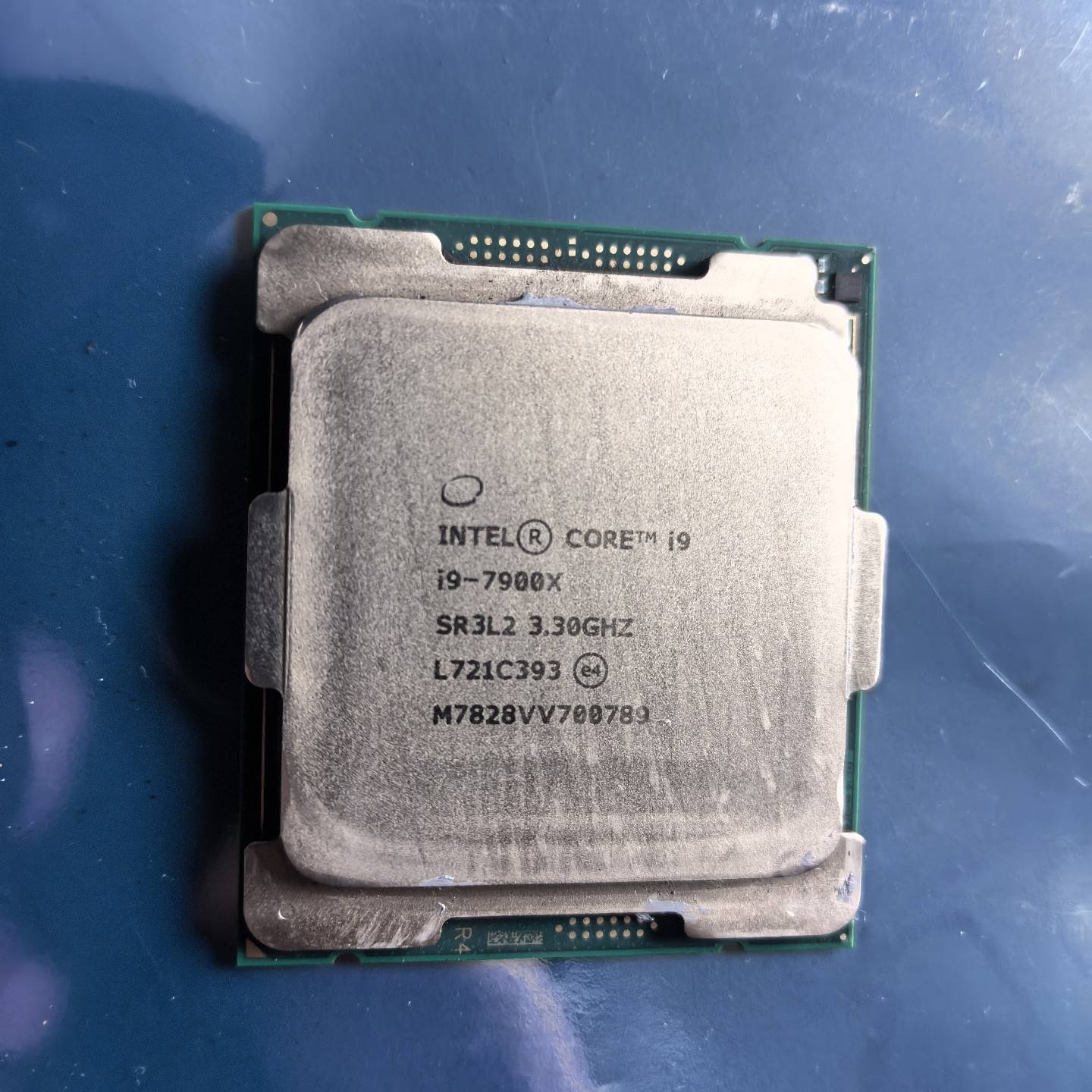 议价intel I9-7900X CPU，十核二十线程，功能完好