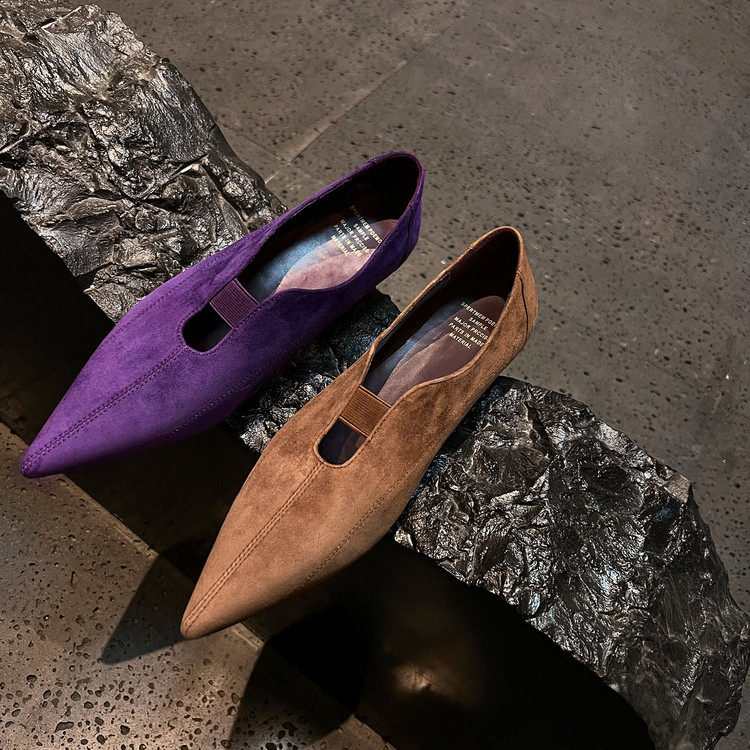 羊皮/2.5cm小众设计师款尖头低跟深口软底女巫鞋一脚蹬平底单鞋,女鞋,深口单鞋,淘宝优惠券,粉丝福利购,淘宝优惠卷