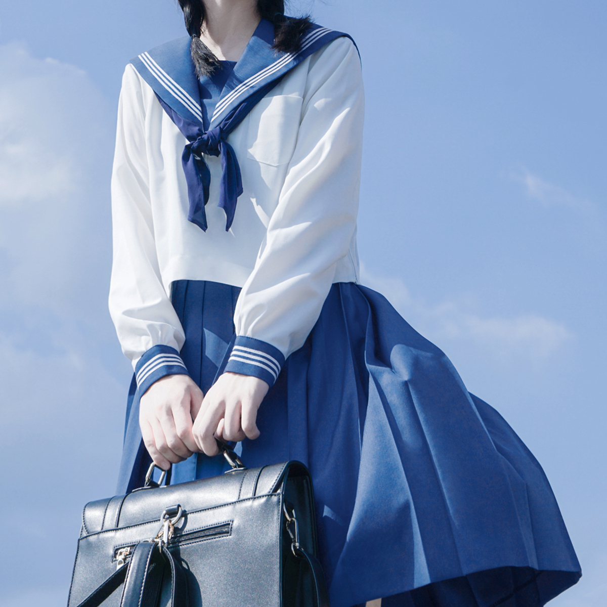 花绀领白三本jk水手服套装