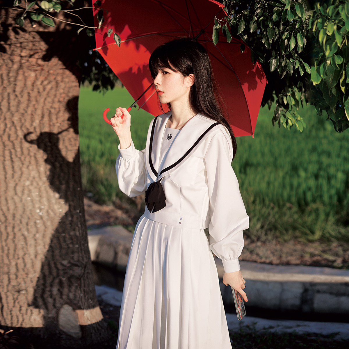 优雅大小姐感jk水手服颂鸢女子