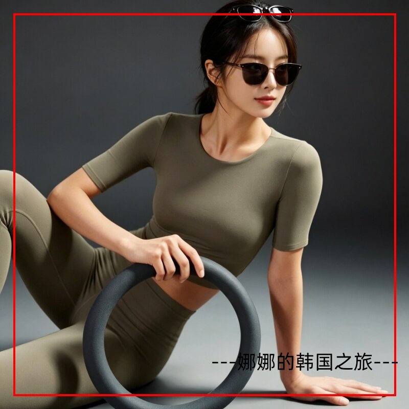 ALO瑜伽T恤七分裤套装女透气