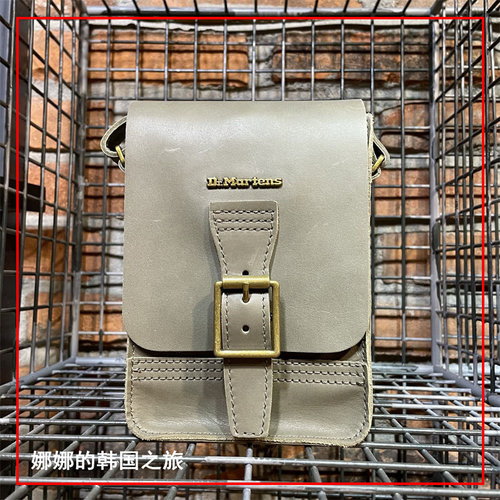 2023新款休闲方形包AD068250