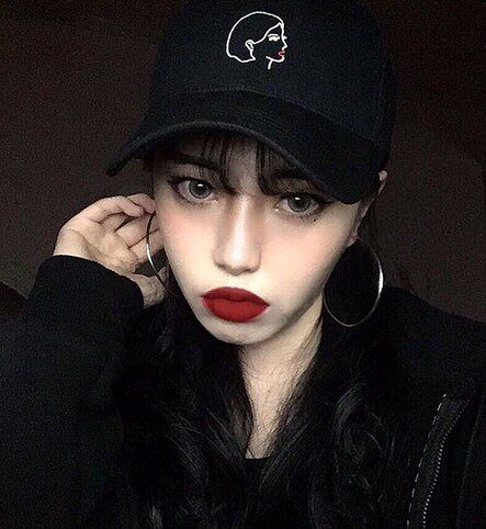 韩国正品代购潮牌 设计师品牌 17春款 女孩头像刺绣棒球帽 3色