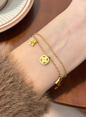 跨境小众设计感手链女双层老花流苏不掉色轻奢百搭气质可叠戴