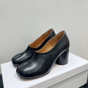 对版分趾鞋女2026春新款真皮粗跟tabi猪蹄鞋一脚蹬深口高跟单鞋