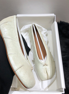 人鱼姬tabi分趾鞋女2026春新款真皮猪蹄镭射切割褶皱浅口芭蕾舞鞋