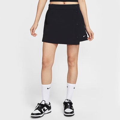 NIKE耐克 女子梭织运动休闲刺绣小标排扣半身裙裤HM6980-010-034