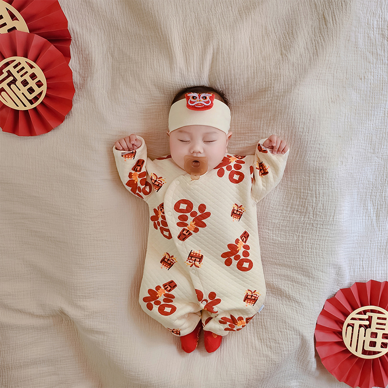 春秋婴儿冬保暖衣夹棉宝宝连体衣