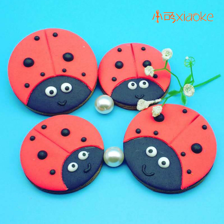 小可翻糖饼干七星瓢虫创意手工零食婚礼甜品定制周岁生日礼物新款