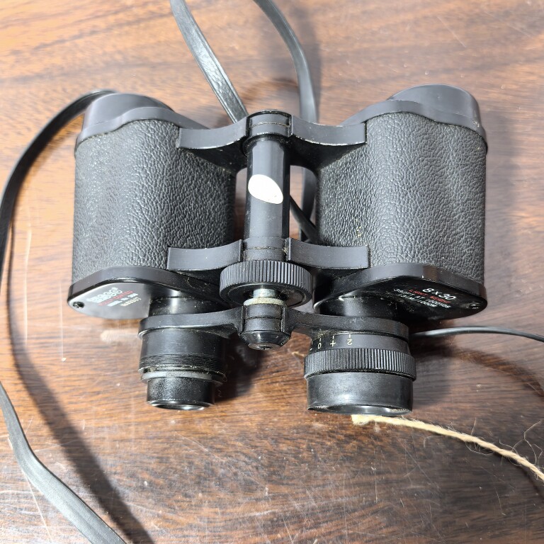 瑕疵品Tasco双筒手持便携望远镜缺件简单用二手老物件8X30放大6品
