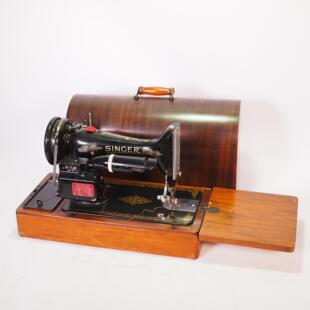 稀有1952年胜家歌手Singer电动台式缝纫机功能正常带箱盖老物件