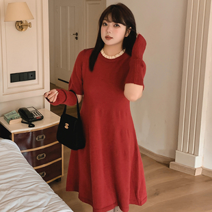 大码女装设计感红色袖套针织连衣裙女胖妹妹mm新年宽松内搭打底裙
