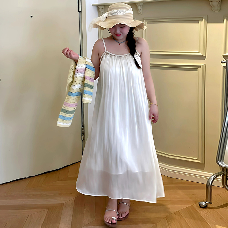 大码女装法式高级感长裙女2025夏季新款胖mm气质度假风吊带连衣裙