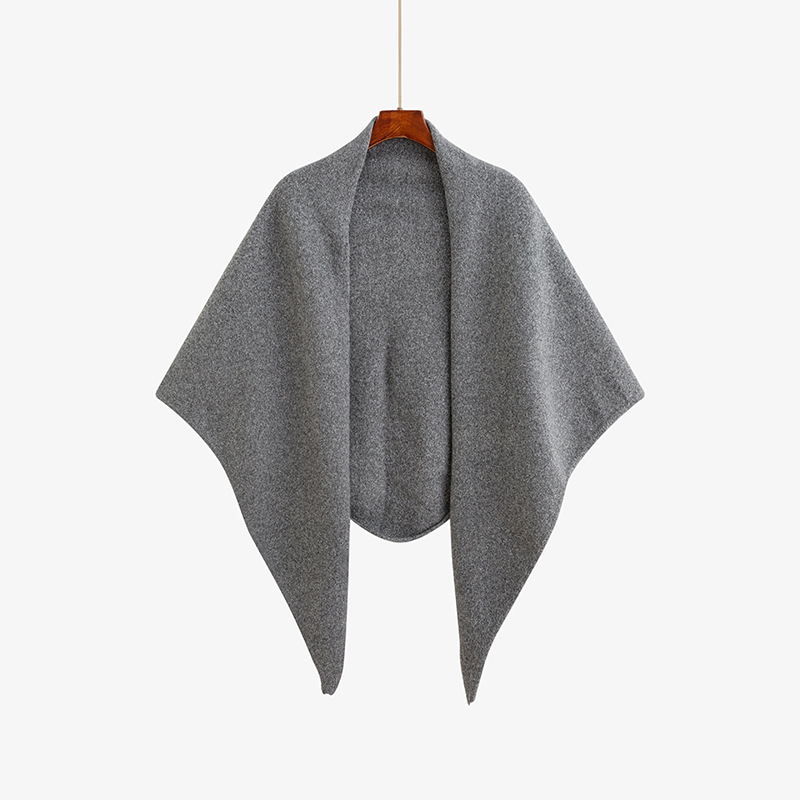 大码女装纯色百搭针织披肩女坎肩2025秋冬新款胖mm外搭围巾