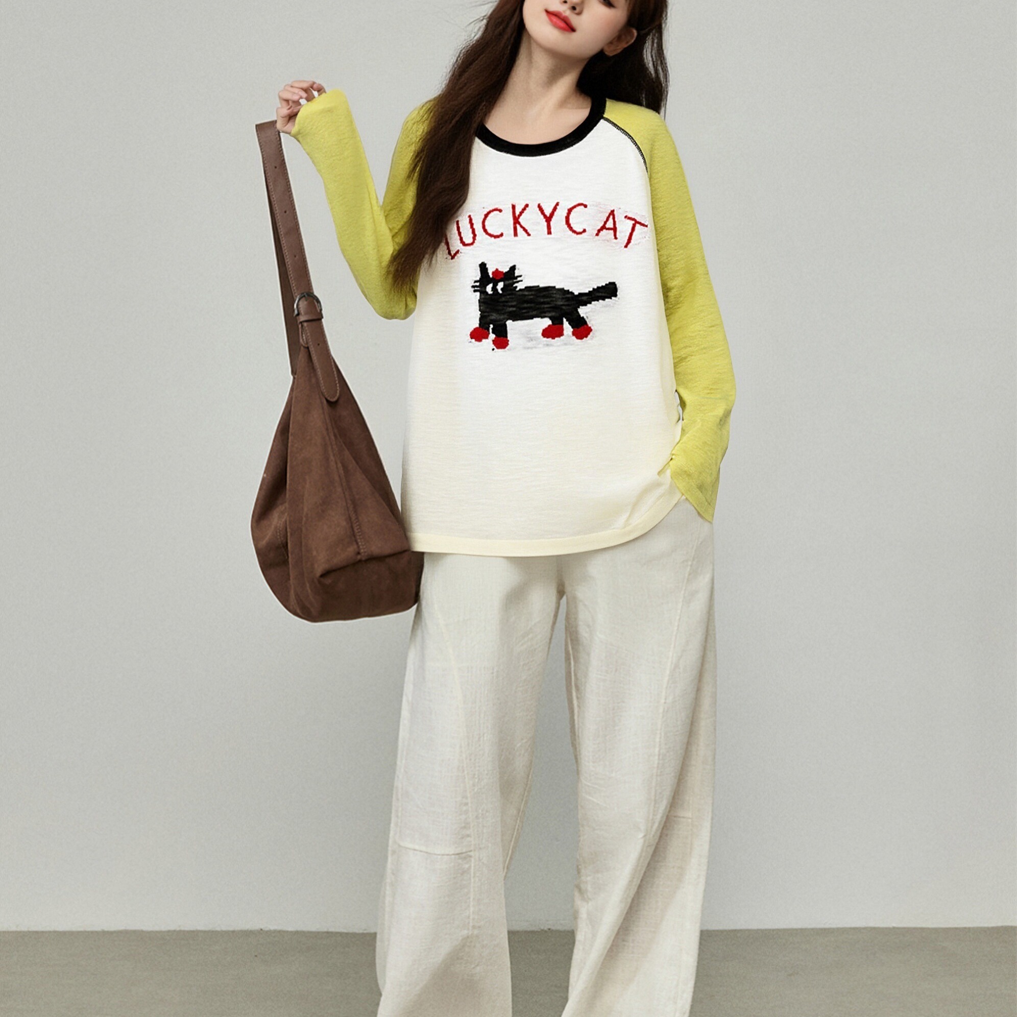 大码女装圆领撞色插肩袖上衣秋2025新款胖mm宽松提花小猫针织衫女