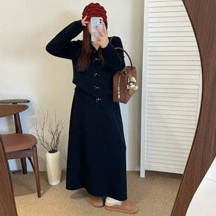 胖mm休闲针织套装 大码 女半裙两件套2025冬款 气质v领开衫 女装