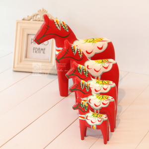 北欧式木质手工彩绘瑞典达拉木马红马摆件招财家居装饰品结婚礼物