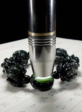 天然新疆和田玉青玉核桃手串男款手链黑青手工雕刻手串