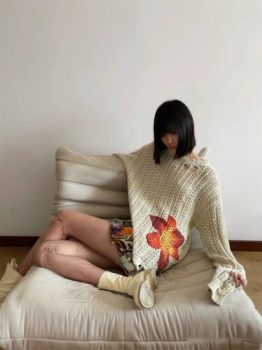 破洞印花宽松慵懒风毛衣