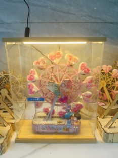 亚克力手办盒带灯光模型木纹展示盒高达积木熊收纳盒