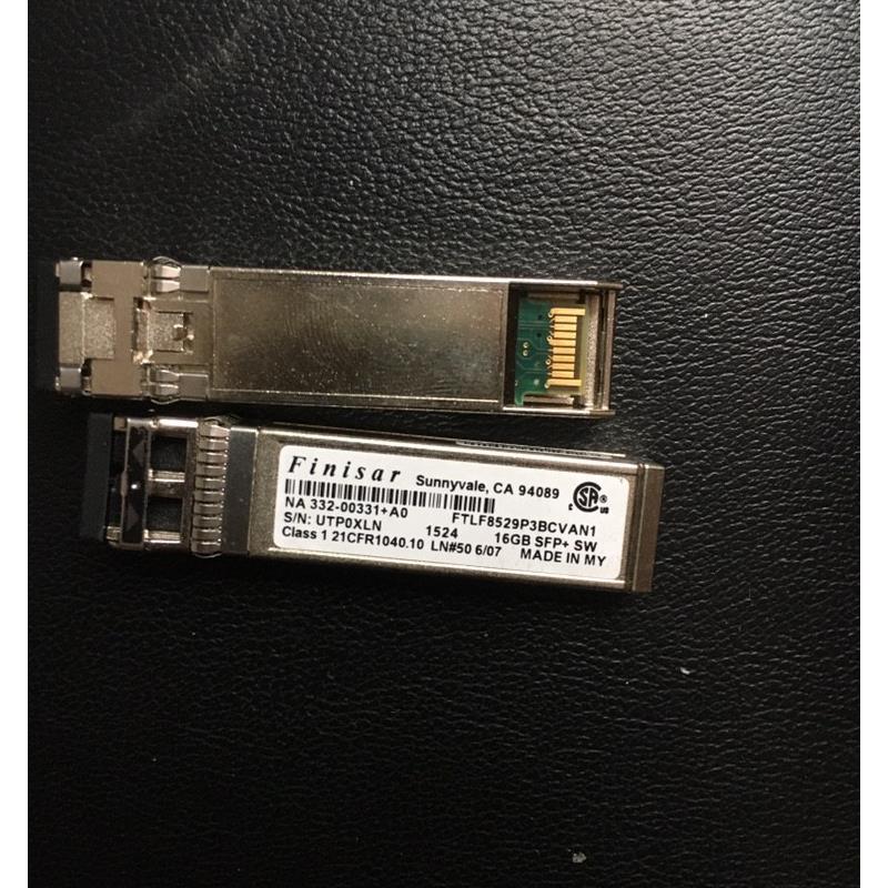 NETAPP X6596-R6 332-00331+A0 16GB SFP+ FTLF8529P3BCVAN1存储