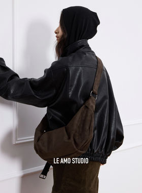 LE AMO｜原创'泰迪'复古磨砂麂皮绒慵懒调节肩带斜挎可颂包