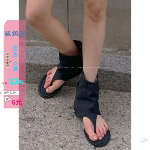 博主时髦夹趾宽松裤筒凉靴潮