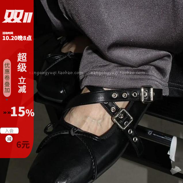 减龄方头交叉皮带扣玛丽珍单鞋