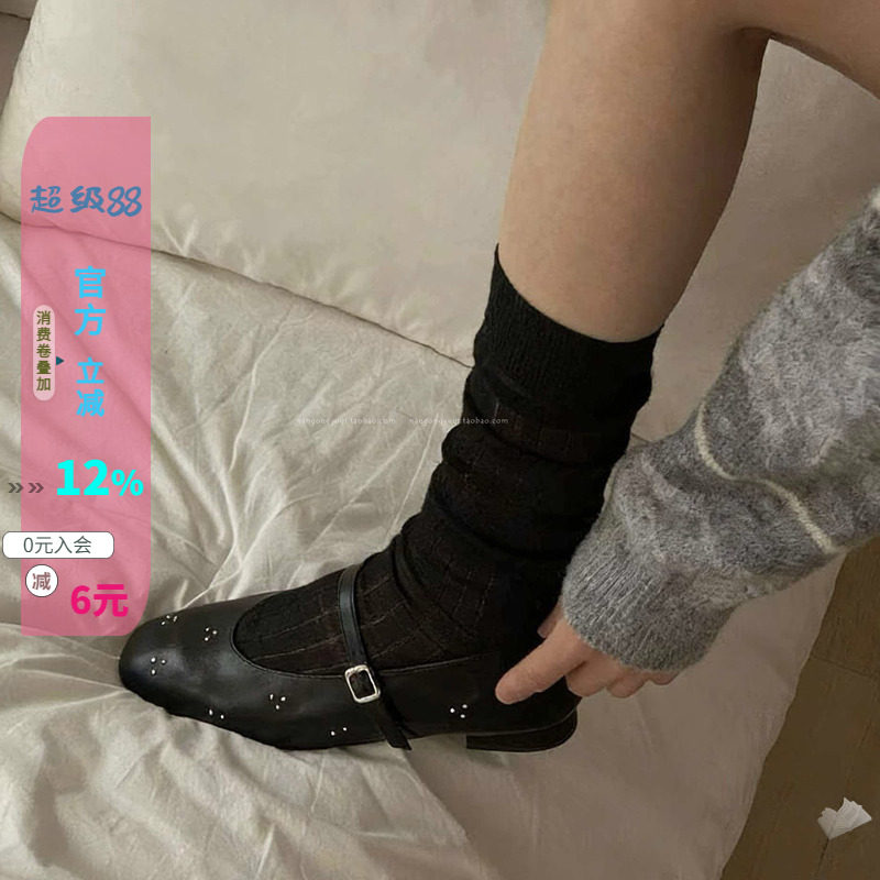 铆钉一字带平底玛丽珍奶奶鞋