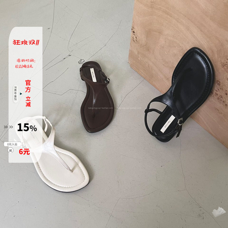 软底软面夹趾搭扣平底凉鞋