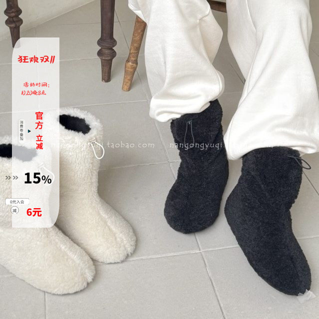 保暖加绒抽绳羔羊毛雪地靴